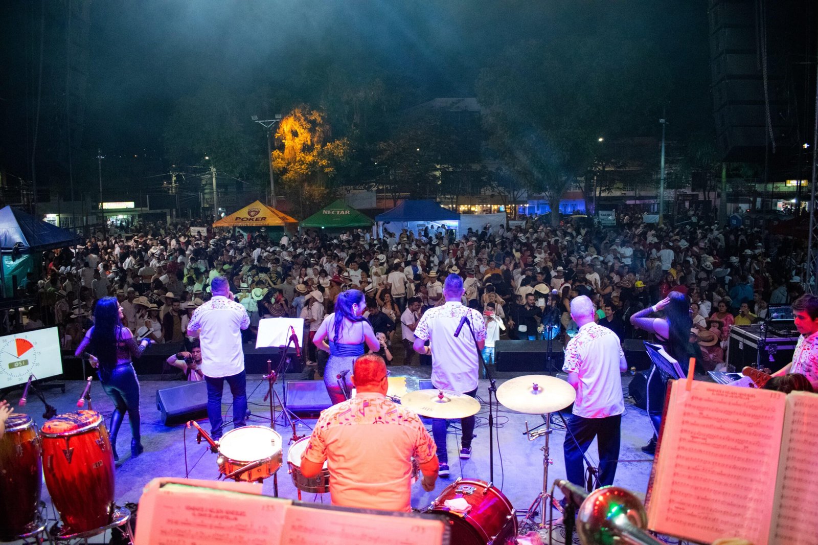 Fiesta y Cultura en los Barrios: Más de 8000 Personas Disfrutaron de los Tablados Populares en Ricaurte y El Salado