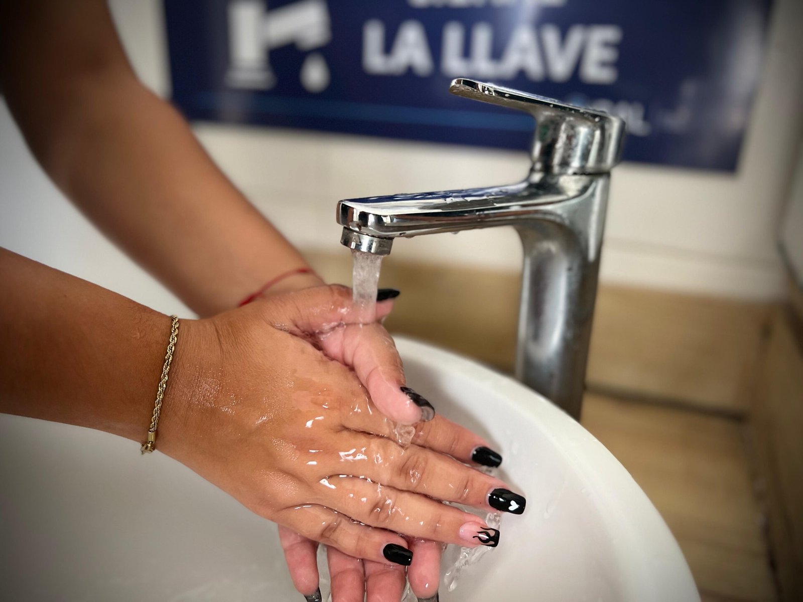 IBAL brindó Servicio de Agua Impecable Durante el Festival Folclórico Colombiano