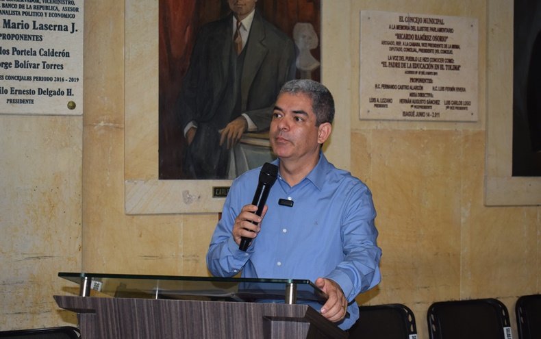 Secretario de Gobierno señaló que su intención no es entrar en controversia con el Rector de la UT