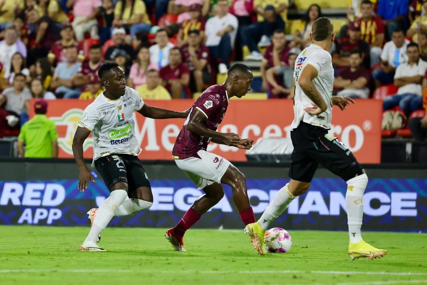 Deportes Tolima cede un empate en casa ante Once Caldas en la Liga BetPlay: Análisis técnico del encuentro
