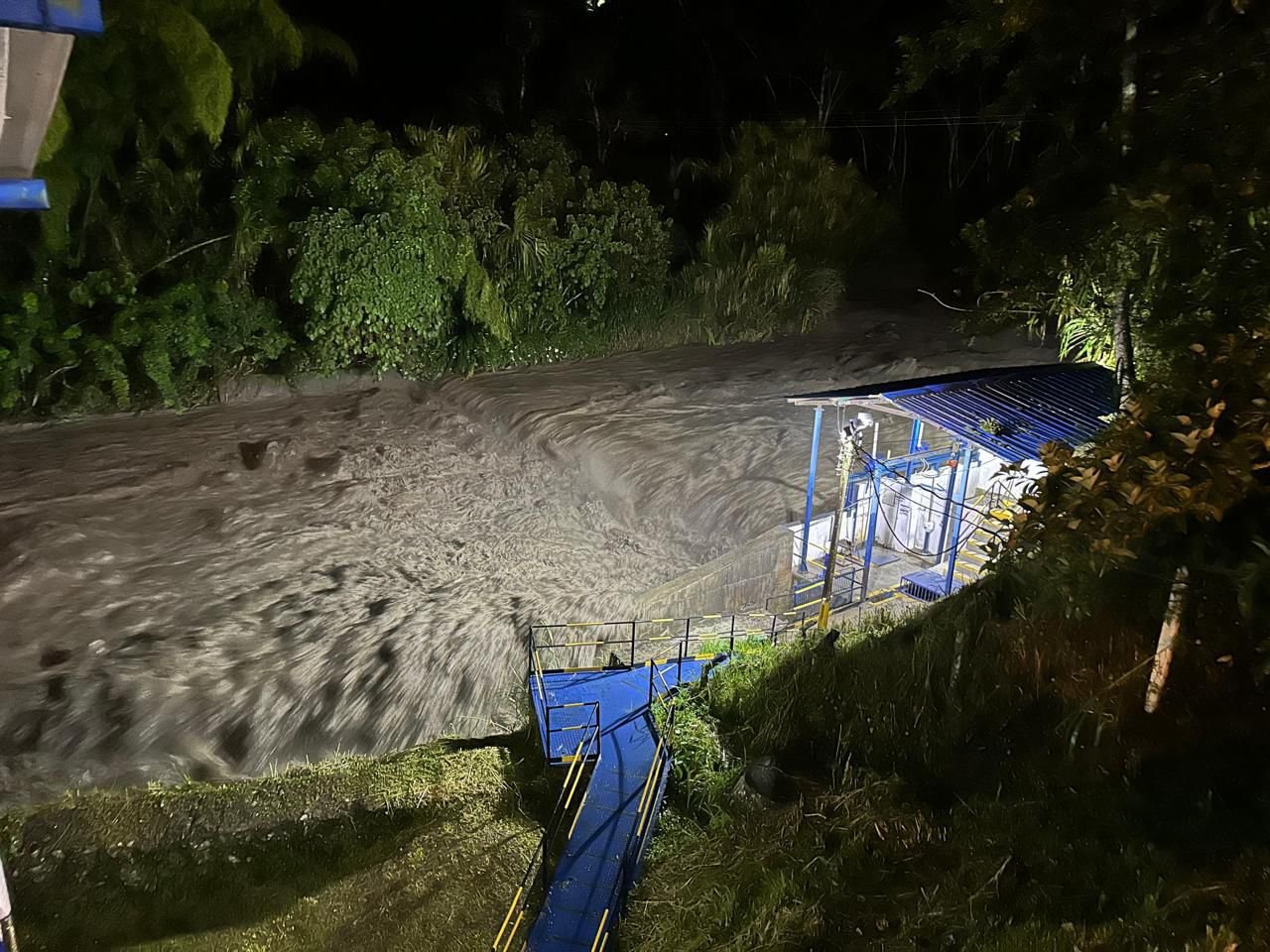 IBAL Restaura el servicio de agua en Ibagué tras emergencia por lluvias