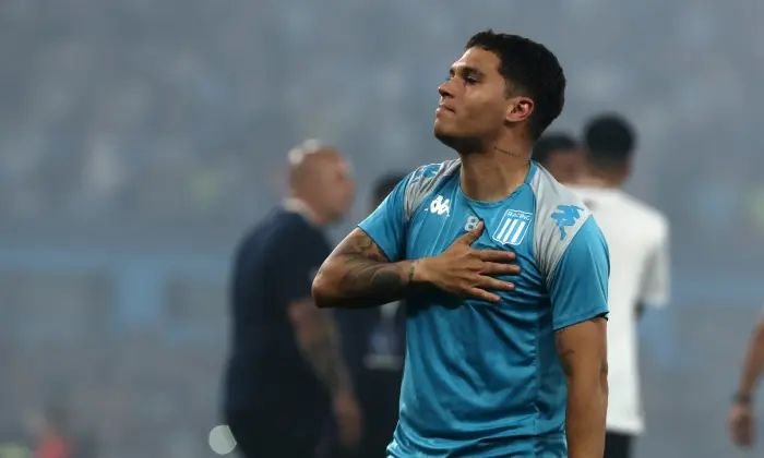 Juan Fernando Quintero lidera a Racing en busca de la gloria en la Copa Sudamericana