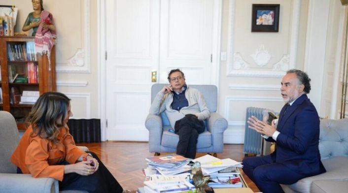 Armando Benedetti asume como asesor político de Petro tras renunciar a la embajada ante la FAO