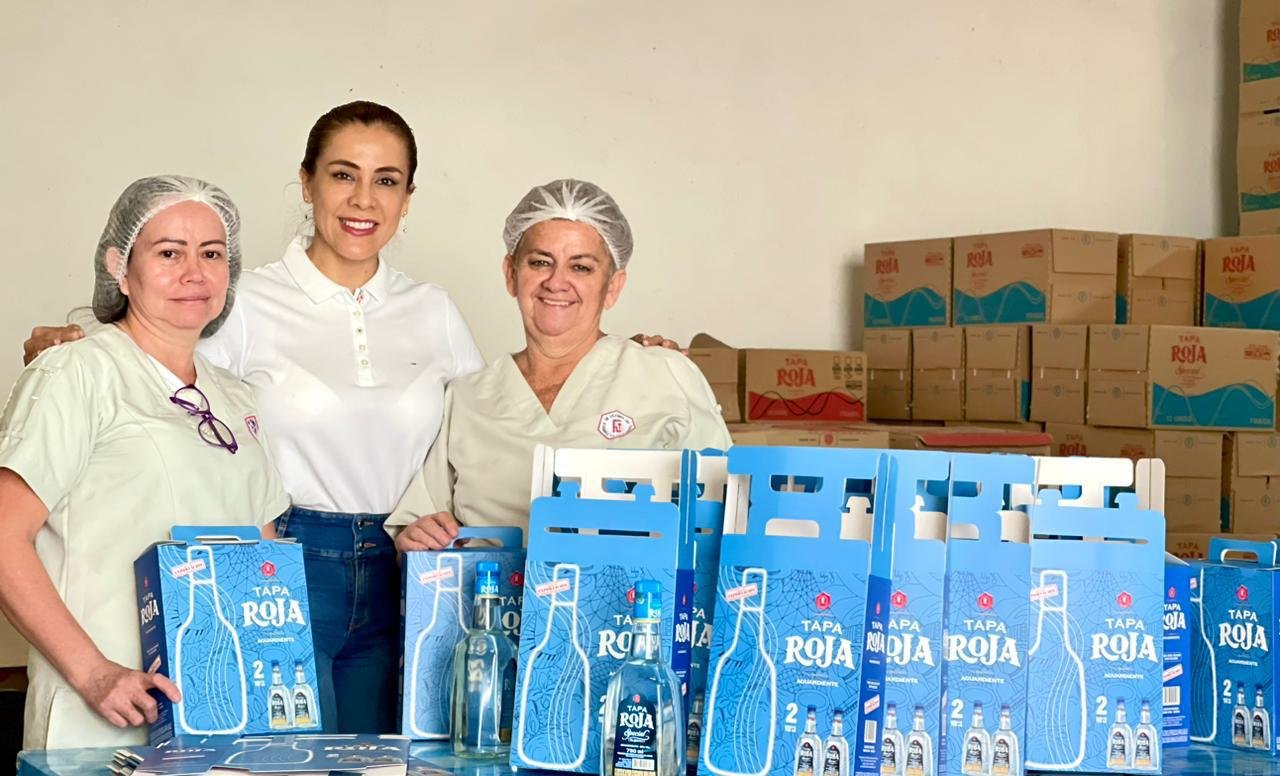 Victoria Castillo González asume la presidencia de la Asociación Colombiana de Empresas Licoreras