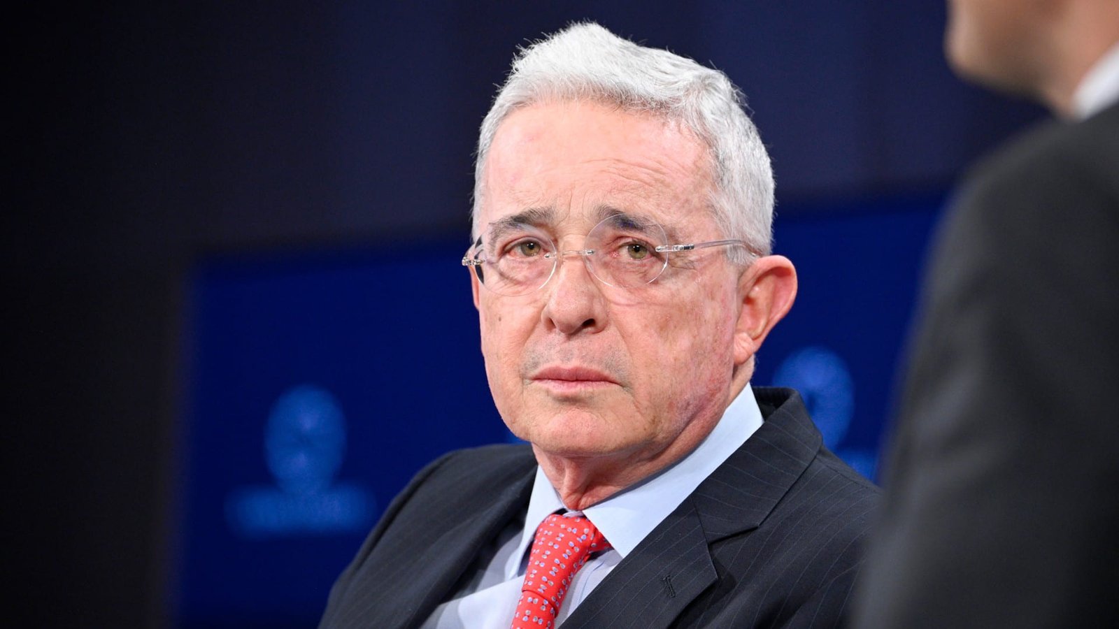 Este martes se decidirá si inicia el juicio oral contra Álvaro Uribe por soborno a testigos
