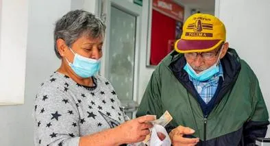 ¡Atención! A partir de junio, adultos mayores recibirán un bono de $225.000: así puedes solicitarlo