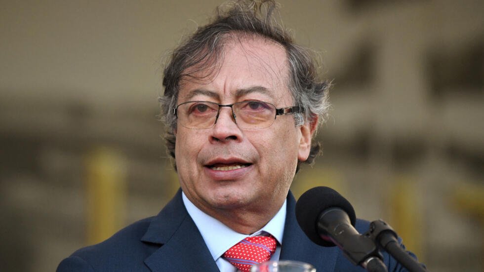 “Desátele las manos a nuestros soldados”: gobernadores critican a Petro por suspender ofensiva contra disidencias Farc