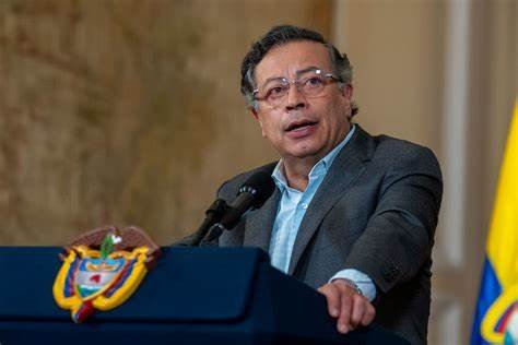 “Consulta o Confronta”: Petro lanza su jugada maestra sin tener aún los votos en el Senado