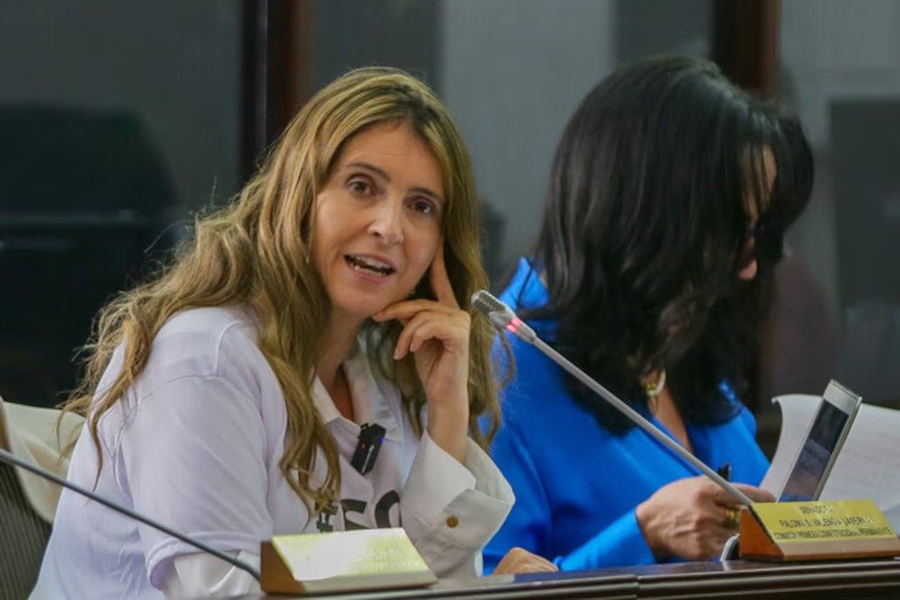 “Consulta viciada”: dura ofensiva de la oposición por nueva propuesta de Petro