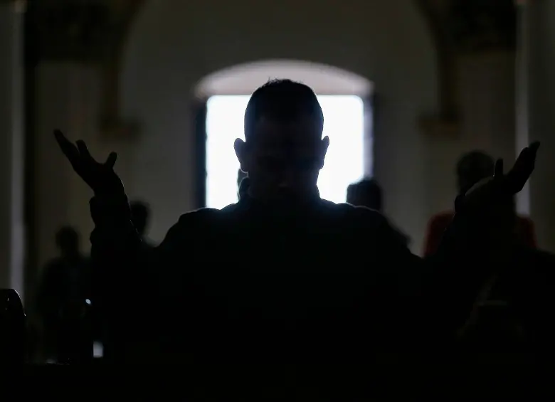 Corte Constitucional ordena a la Iglesia Católica entregar archivos secretos sobre pederastia