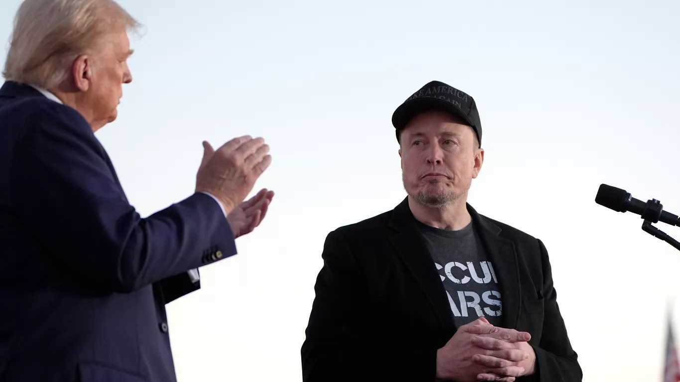 Trump lanza amenaza a Elon Musk: “Tendrá que pagar las consecuencias” si apoya a los demócratas