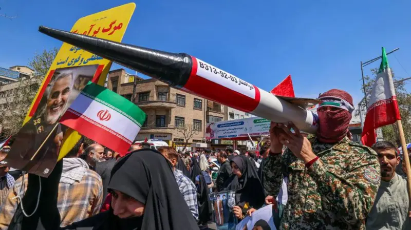 De aliados a enemigos: el origen de la peligrosa rivalidad entre Israel e Irán que hoy sacude al mundo