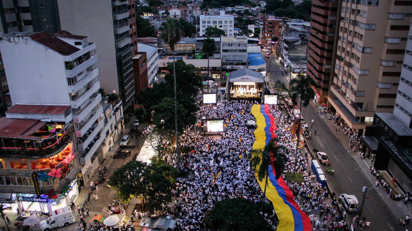“Una luz por la vida”: el clamor de los tolimenses para apagar la violencia en Colombia