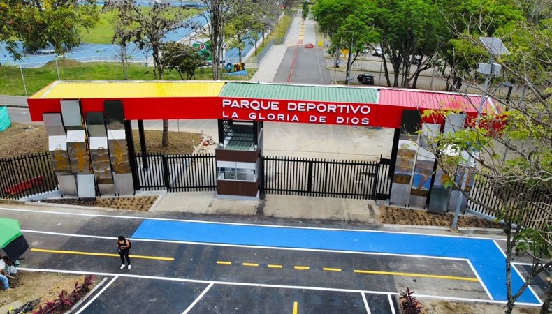¿Parquear en el Parque Deportivo de Ibagué ahora costará? Padres protestan y la alcaldesa responde
