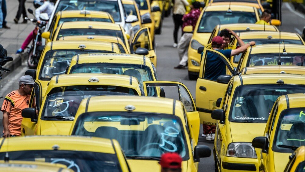 ¿Se paraliza Ibagué? Taxistas anuncian paro indefinido si no hay control al transporte ilegal