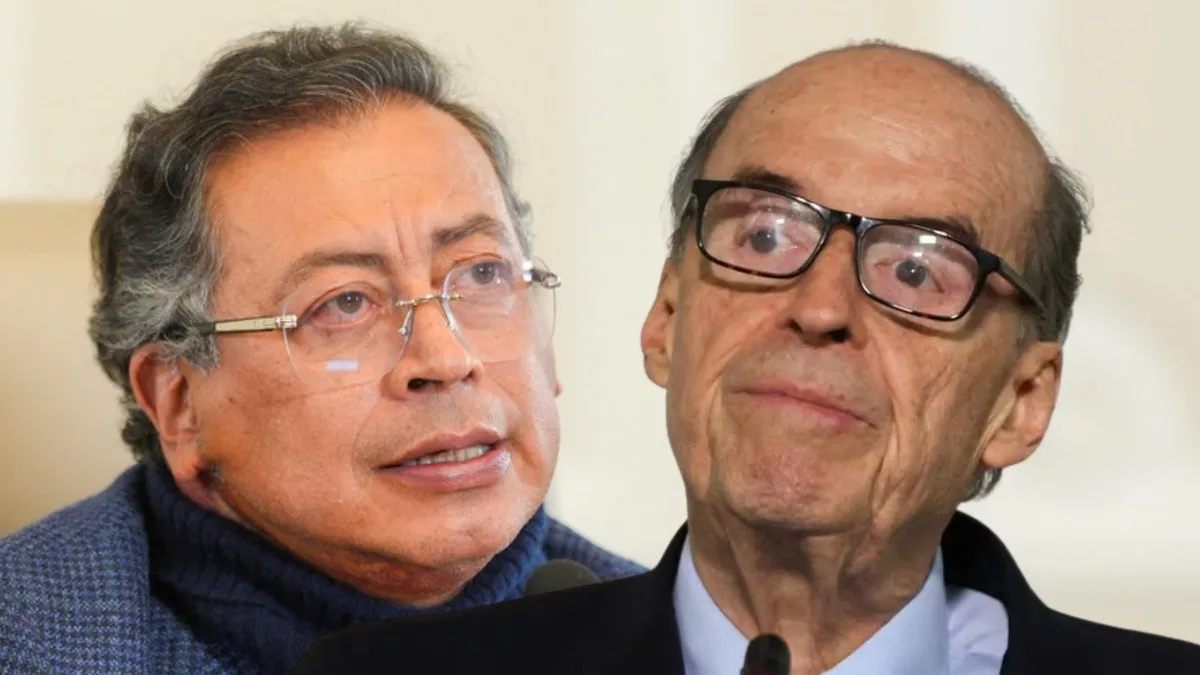 ¿Golpe contra Petro? Fiscalía investiga audios que salpican a Álvaro Leyva; Francia Márquez pide aclarar todo