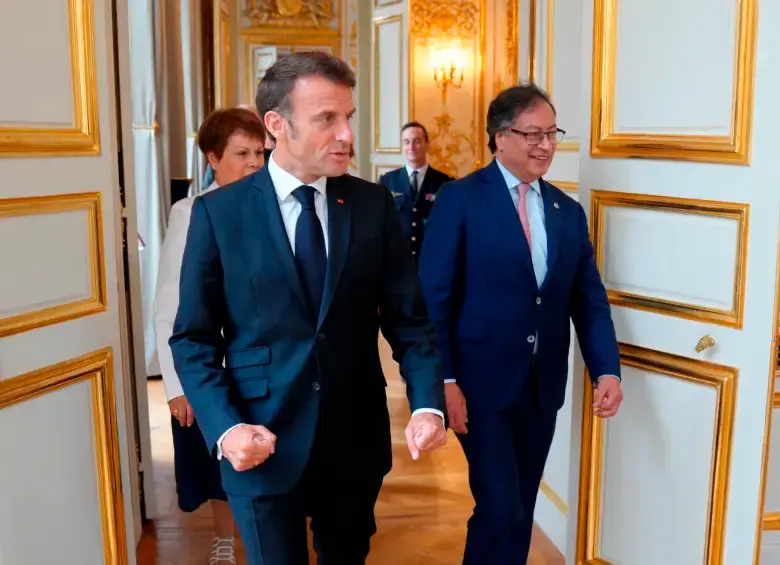 “Nunca le doy lecciones a alguien del sur”: el tenso momento en que Macron frenó a Petro en foro internacional