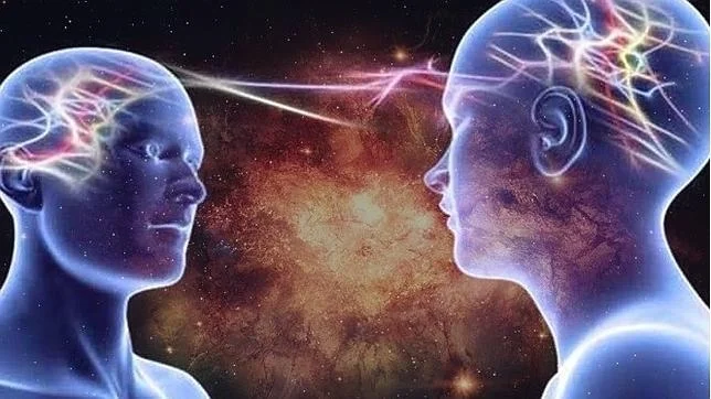 ¿Telepatía digital? Científicos ya conectan cerebros humanos para transmitir pensamientos sin hablar