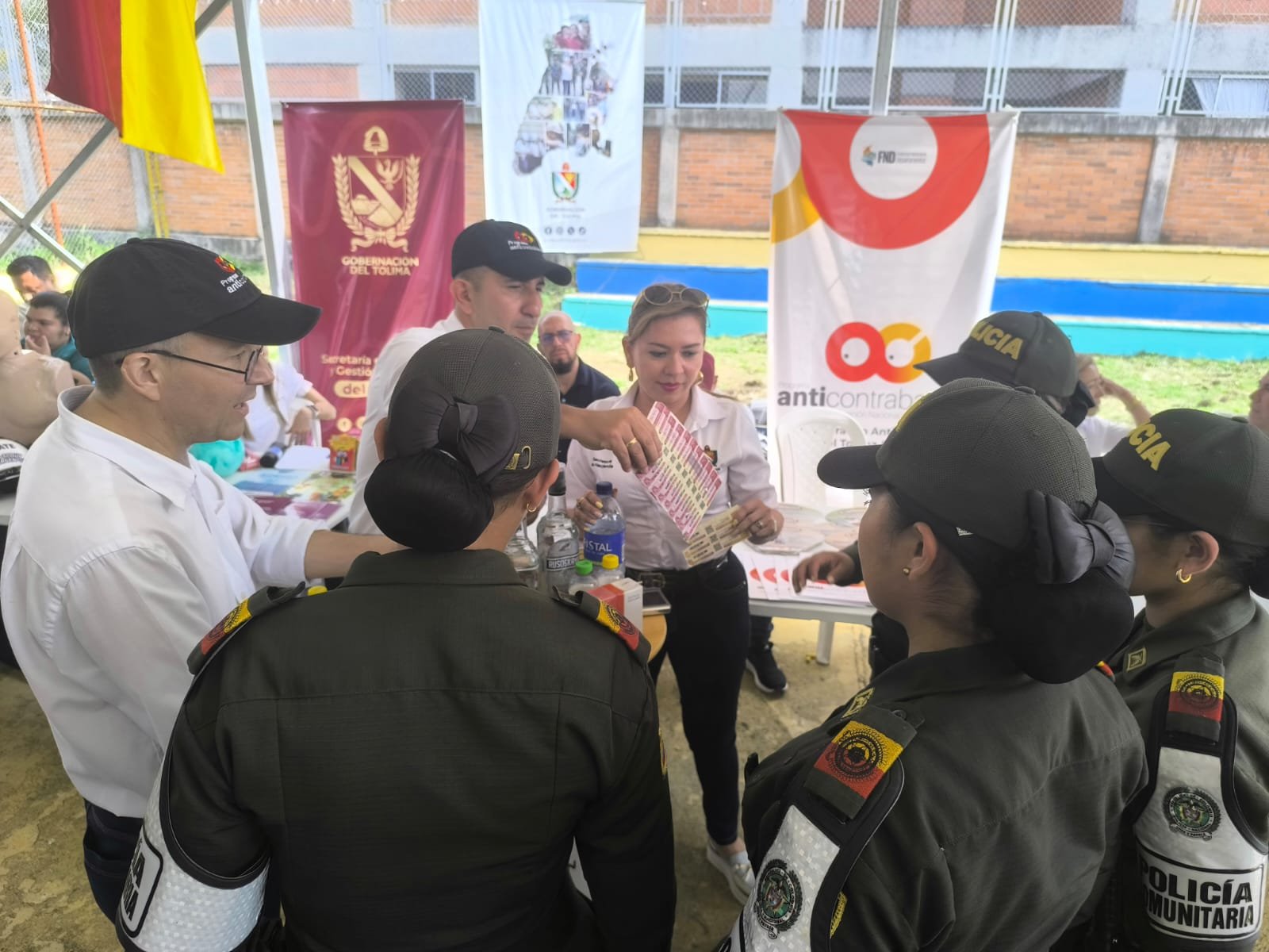 Operativos sorpresa buscan frenar el contrabando de licor y cigarrillos en Tolima