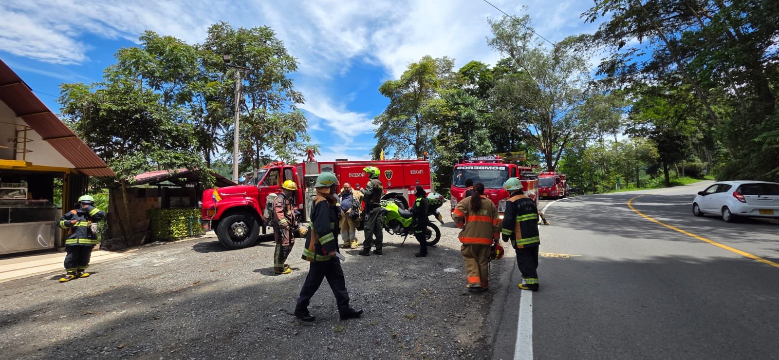 Tolima bajo fuego y agua: Incendios, lluvias e inundaciones golpean al departamento en un mismo día