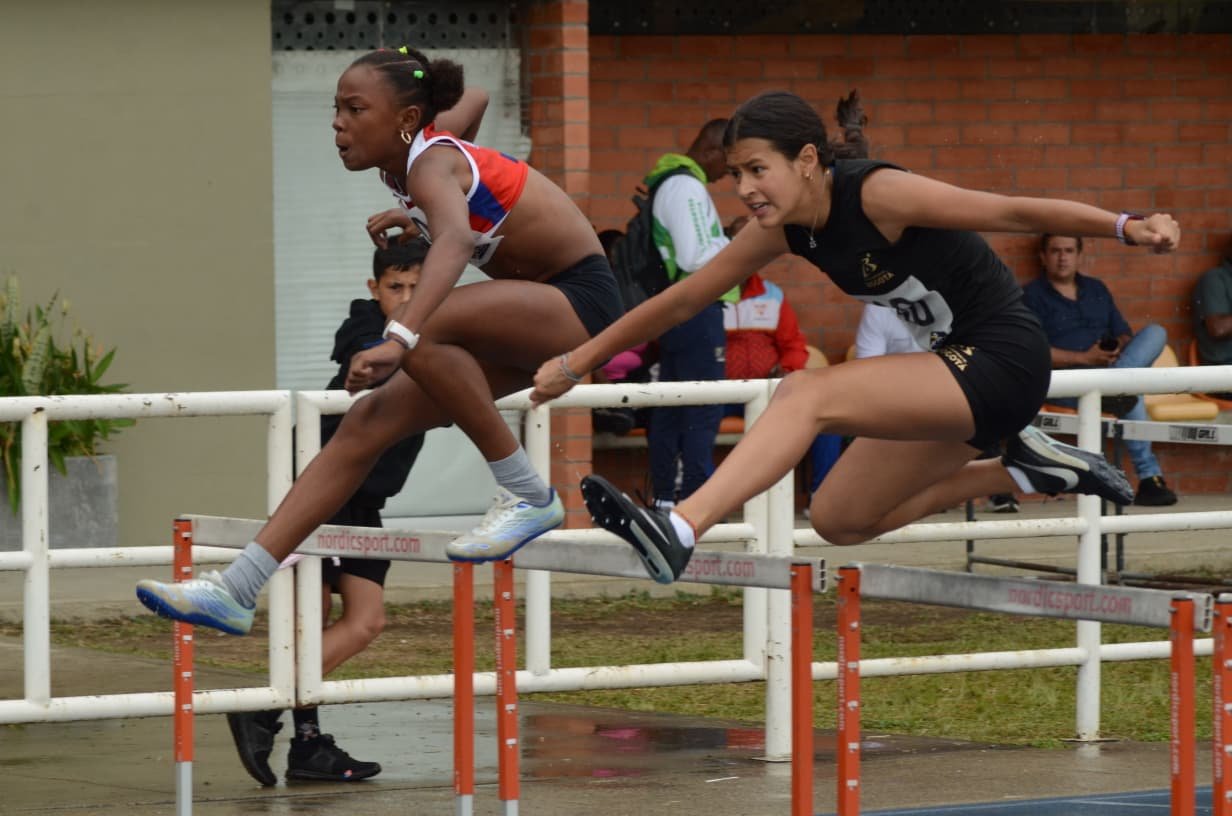 Antioquia arrasa en el Nacional de Atletismo U14 y U16