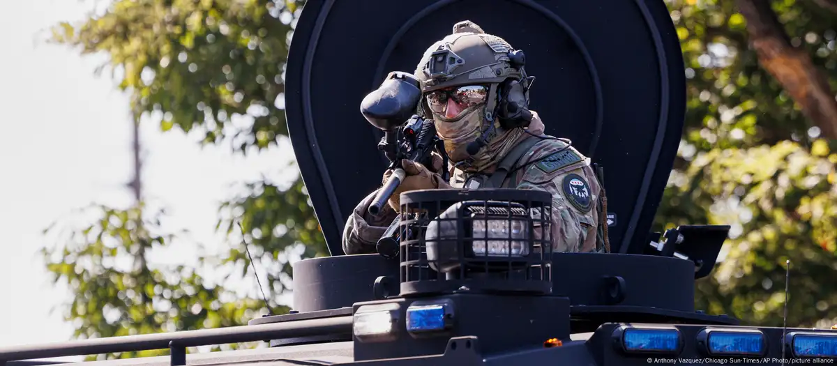 Trump envía 300 soldados a Chicago tras bloqueo judicial en Portland: ¿una guerra interna por el control de las ciudades?