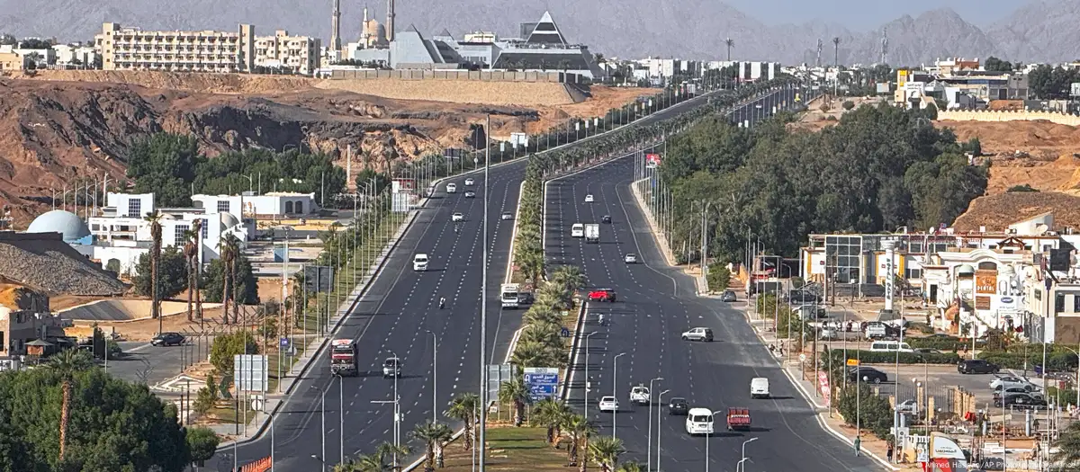 “Optimismo en el aire: Hamás e Israel intercambian listas de prisioneros en un giro clave por la paz en Gaza”