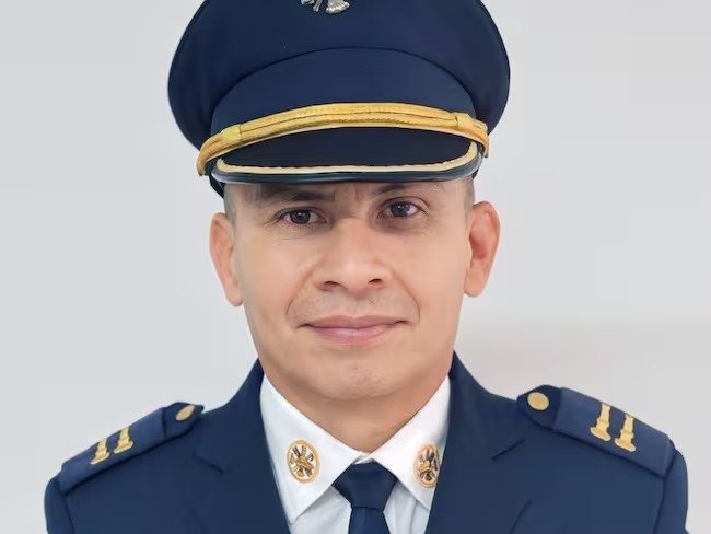 “Llevaba tres meses como bombero y me tocó la erupción del Nevado del Ruiz”: el relato que aún estremece 40 años después