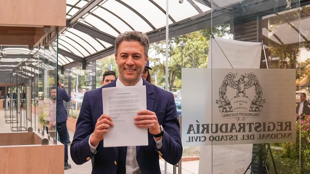 Procuraduría cierra la puerta presidencial a Daniel Quintero: ratifica inhabilidad por participación en política