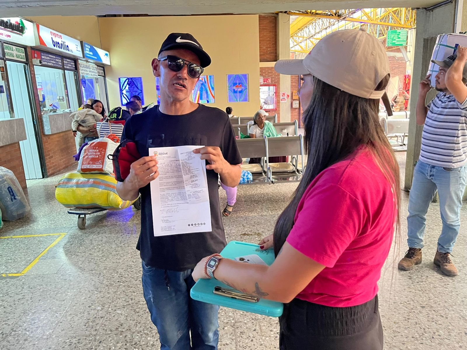 La Alcaldía de Ibagué impulsa un regreso inesperado: más de 30 habitantes de calle vuelven a casa con acompañamiento humanizado