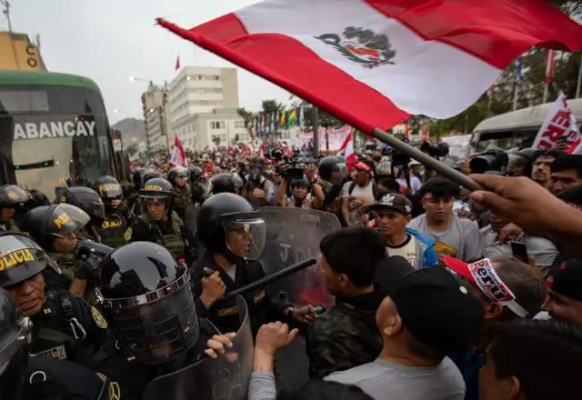 Perú militariza su frontera con Chile ante el temor de un éxodo migratorio y bloqueos en la Panamericana Sur