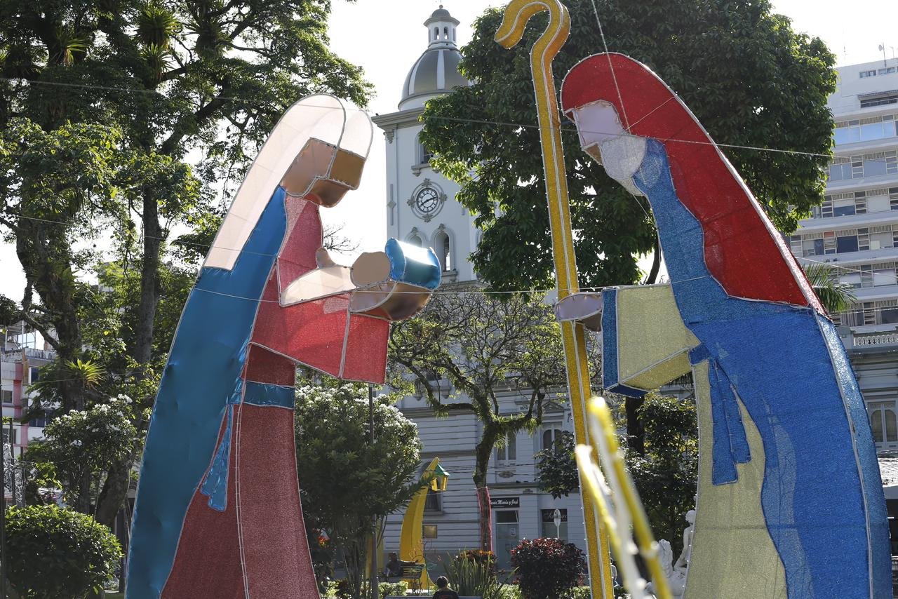 Ibagué enciende la magia: estos son los puntos que no puede perderse del alumbrado navideño 2025