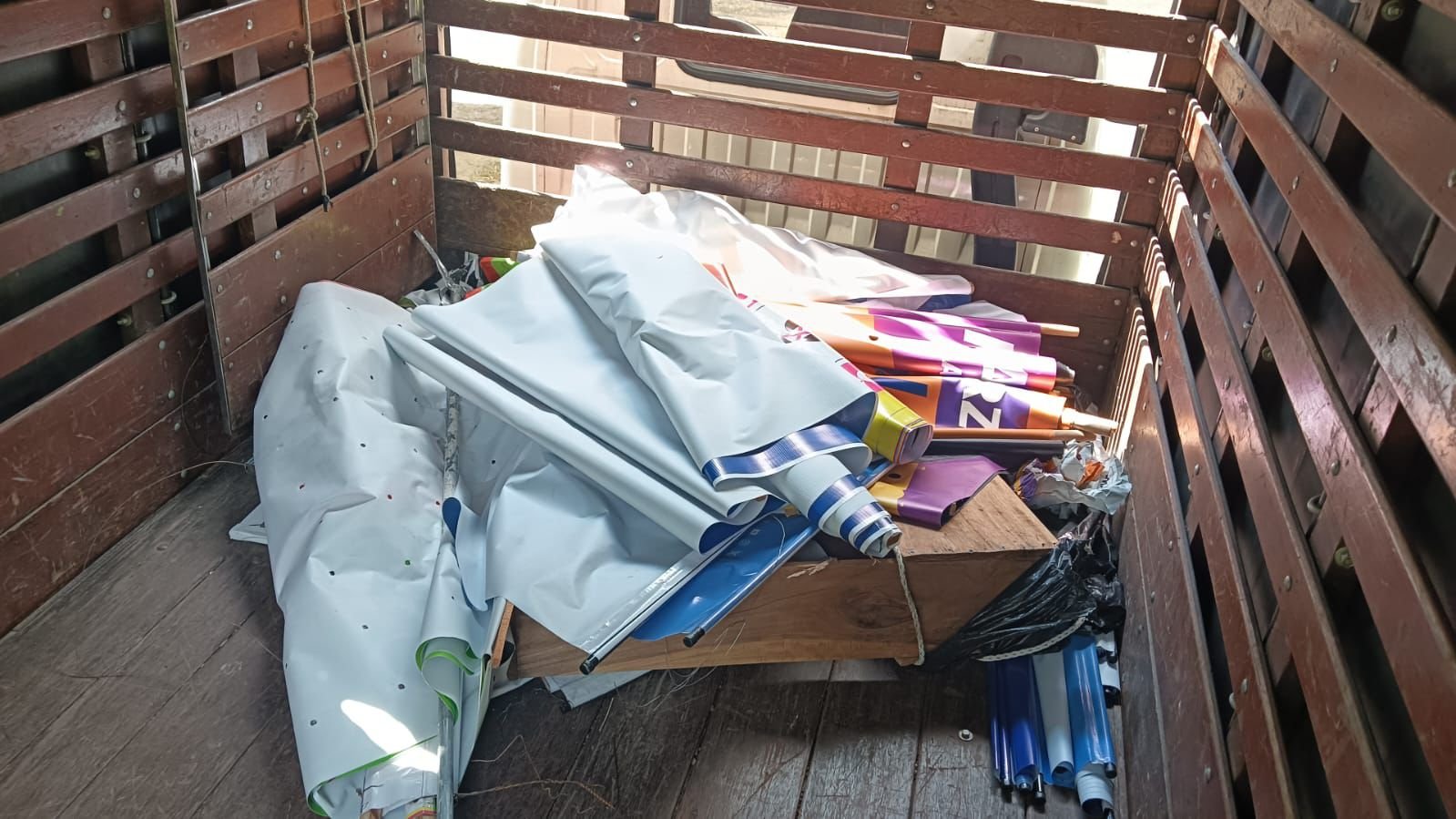 Alcaldía de Ibagué empieza a retirar propaganda política ilegal a pocos meses de las elecciones